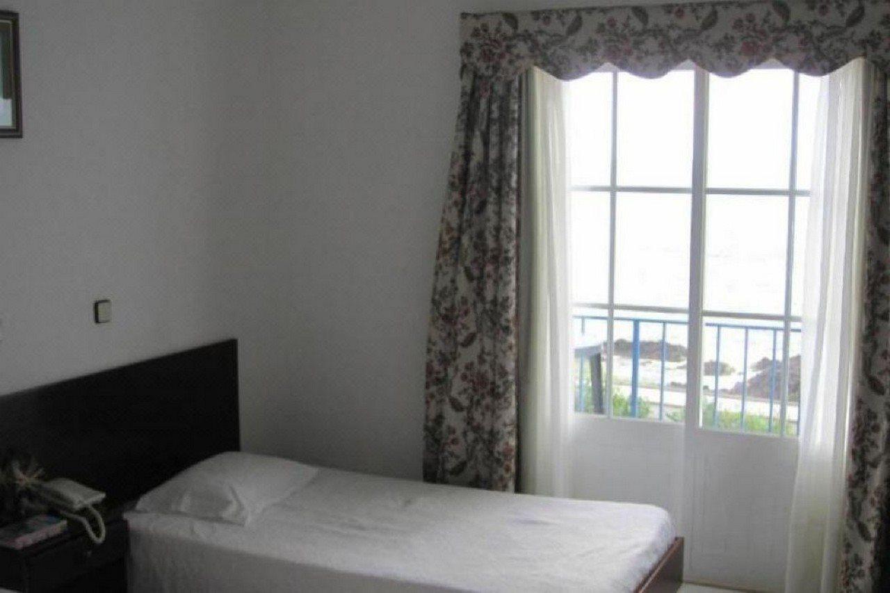 Hotel Ocidental Santa Cruz das Flores Zewnętrze zdjęcie